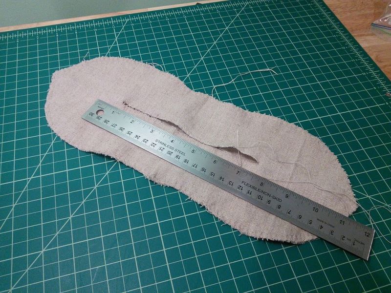 File:Making-pouch-04-cut-and-bind-slit.jpg