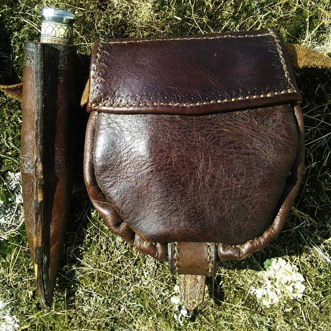 merf-dunedain-ranger-belt-pouch-02-closed-back.jpg